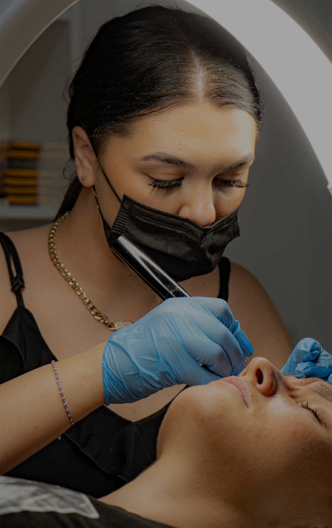 Micropigmentare sprâncene efect pudrat la Salon Gabriela Petronela Bacău